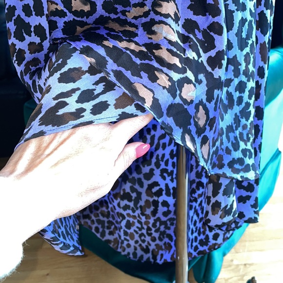 Witchery beautiful skirt - Picture 2 of 8